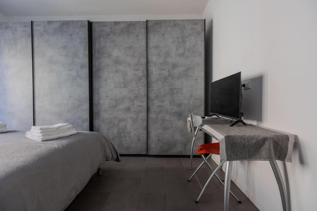 Great Home Laurentina Metro B Rome Exterior photo